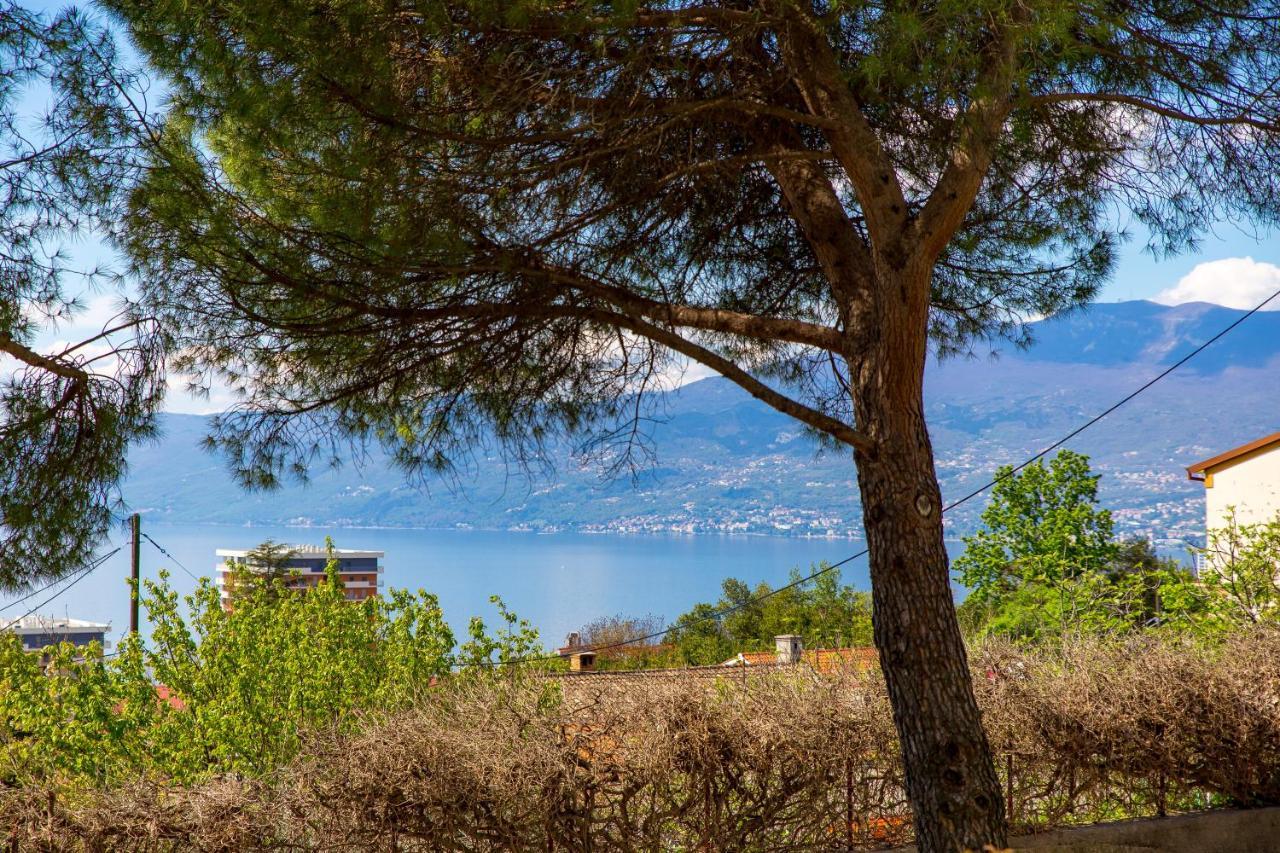 Sunny Studio Apartment With Balcony Rijeka Exterior foto